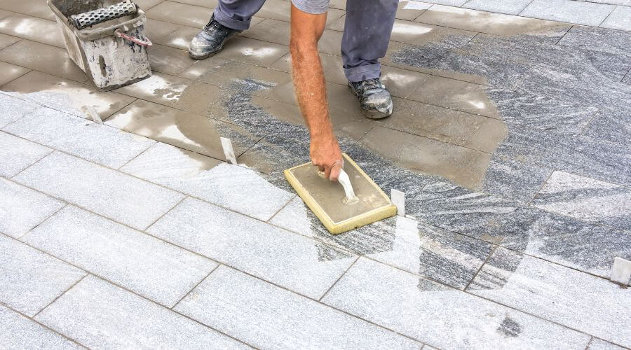 Professional gutter cleaning in Fallbrook, CA